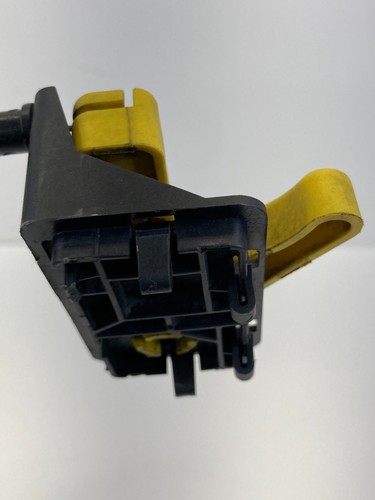 13 14 15 16 17 18 Ford Focus Front Hood Lock Latch Actuator & Release Handle OEM - Picture 7 of 9