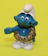 No 4 Collectible Figure Smurf Winner