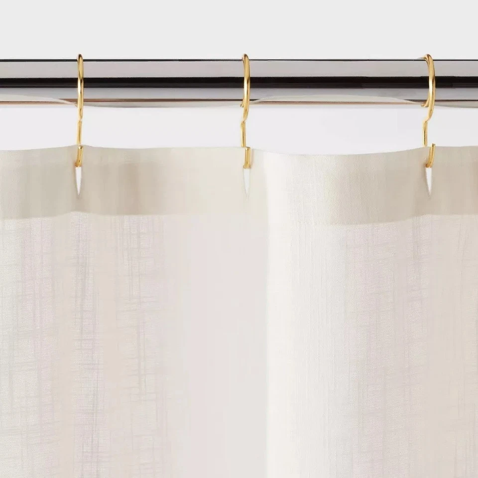 Cortina de Ducha Threshold Coastal Rojo Tonos y Crema con 12 Ganchos en S Acabado Latón Foto 3 de 4