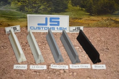 4 Concrete Barriers - Sets of 4 Barriers - Construction Diorama 1:64 Scale