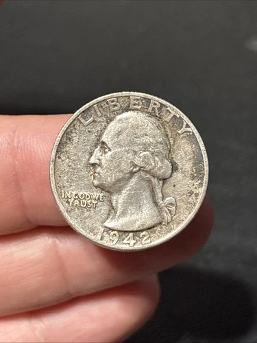 1942-D Washington Quarter 25c Silver Coin, Circulated 90%