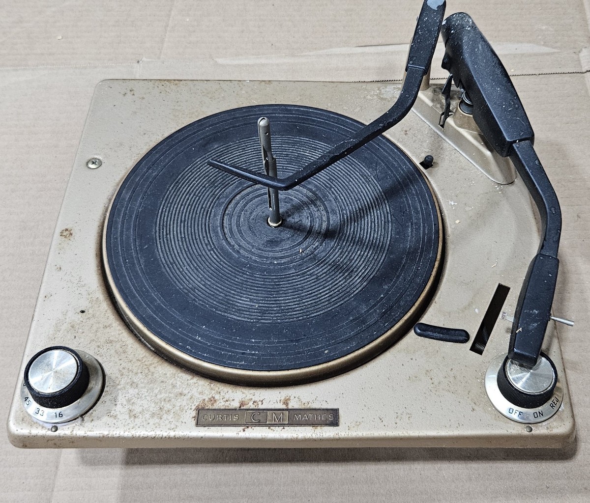 Vintage Curtis Mathis (Vom) Turntable Record Player Changer From