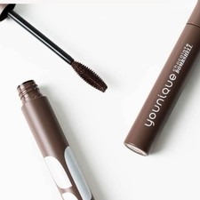 Chocolate bombshell tubing Mascara
