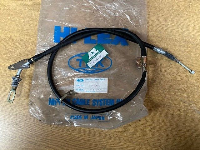 REAR RH OS HANDBRAKE CABLE MAZDA B2000 B2500 ADM54699   UG8244410