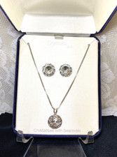 NIB BRILLIANCE STER SILVER 925  SWAROVSKI CRYSTALS PENDANT NECKLACE  EARRINGS