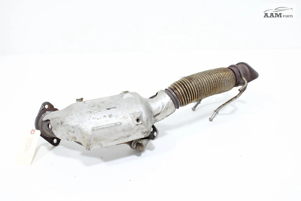 2015-2019 福特 EDGE 2.0L AWD 气体排气系统下管带热罩原始设备制造商 — 第 2/4 张图片