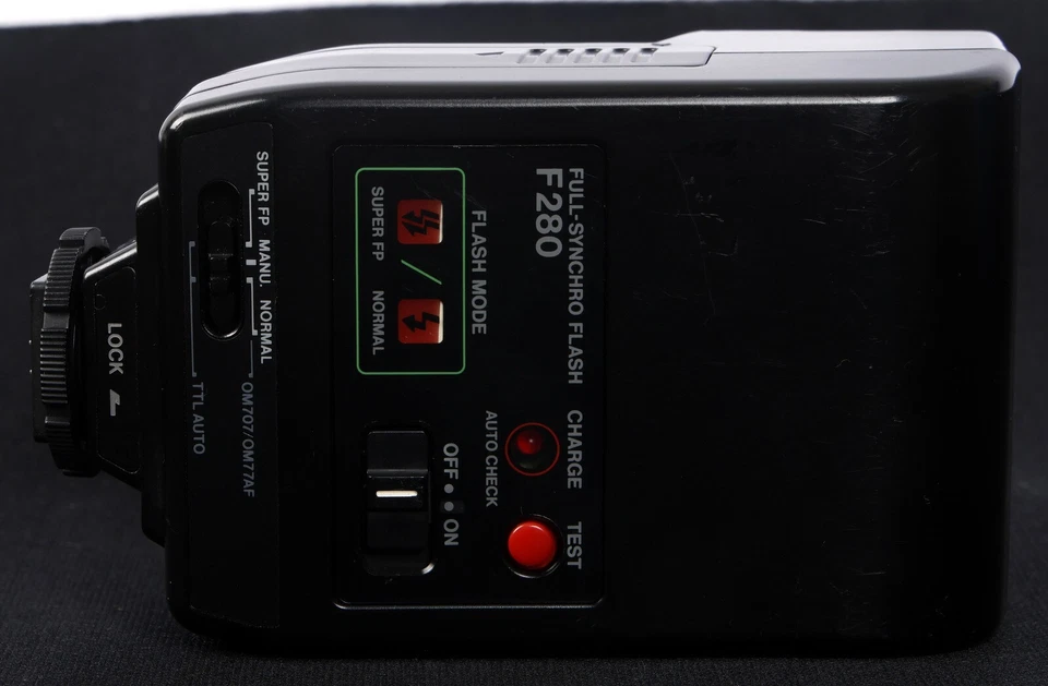 Olympus F280 Full-Syncro Auto Flash Unit - AS-IS for REPAIR! - Image 3 of 4