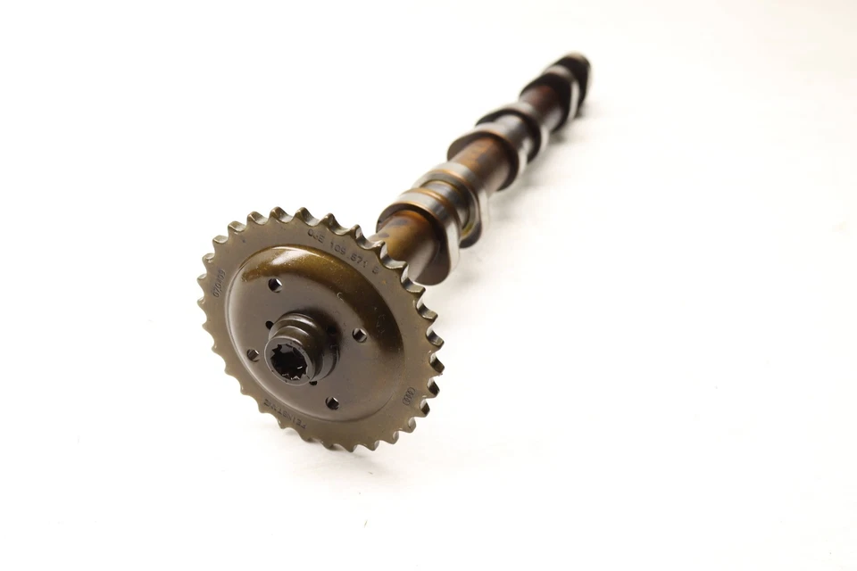 AUDI A6 QUATTRO 2009-2011 3,0 L - cámara de escape / árbol de levas 06E109102BD Foto 2 de 4