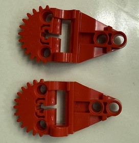 HARD TO FIND LEGO Bionicle 10023 Master Builder RED Gearbox Half Throwbots  (2)