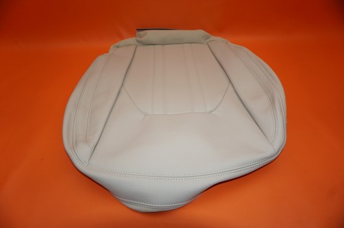 Maserati Ghibli 2014-2016 Front Right Seat cushion cover Beige P/N 673003297 Photo - $89