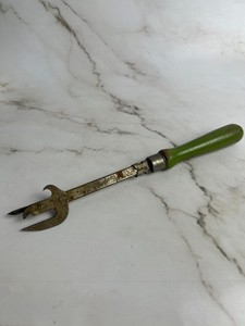 vintage manual can opener