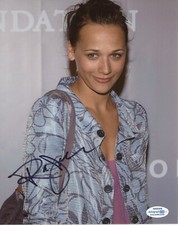 Rashida Jones Sexy  Autographed Signed 8x10 Photo ACOA