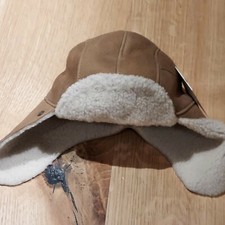 New  UGG KIDS SHEARLING TRAPPER HAT 4-6