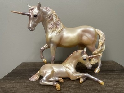 Breyer Alida and Elidor Unicorn Set 2002-2006