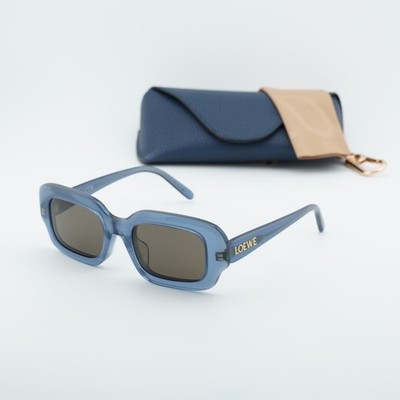 LOEWE Teal Leather Sunglasses Case with Tortoiseshell Sunglasses and Blue Lenses Loewe Paulas Ibiza LW40064U M (56 - 17) with Blue lenses and  main image 4