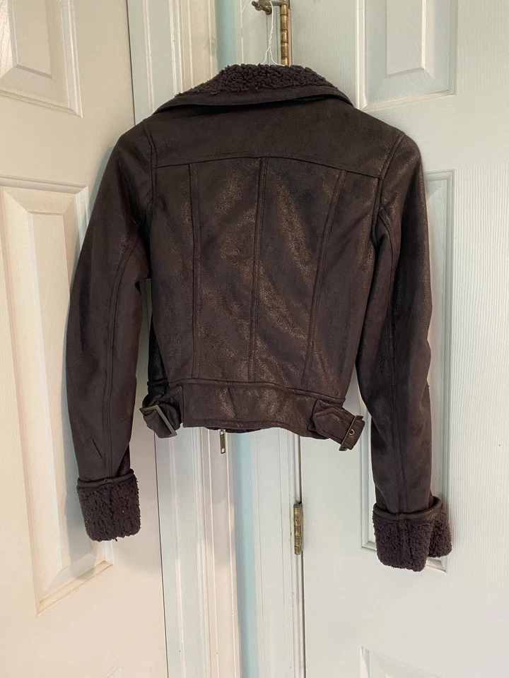 Brown Chic Biker Jacket Vegan Leather and Fuzzy Lined Ashley Women's Size Small - Изображение 2 из 4