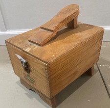 Griffin Shinemaster Vintage Wooden Shoe Shine Box with Brushes and Accessories