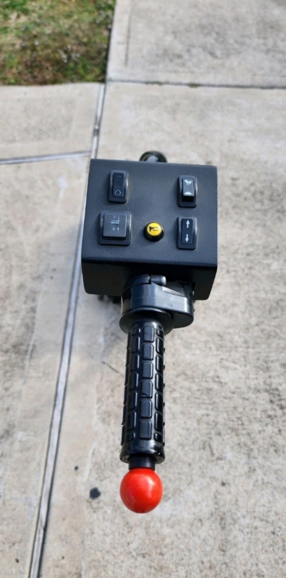 APPLETON CART MOVER BATTERY OPERATED HAS A 24VOLT WITH RECHARGEABLE BATTERY