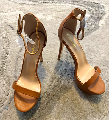 Fashion Nova Brown Faux Leather Strappy Open Toe Stiletto Ankle Strap Heel 9