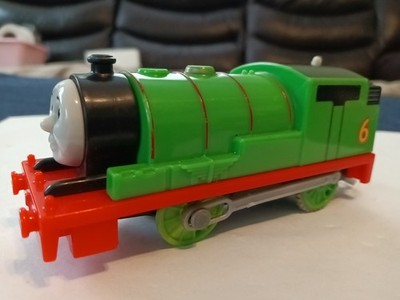 Thomas And Friends Trackmaster 2013 PERCY Motorized Train Engine.             69