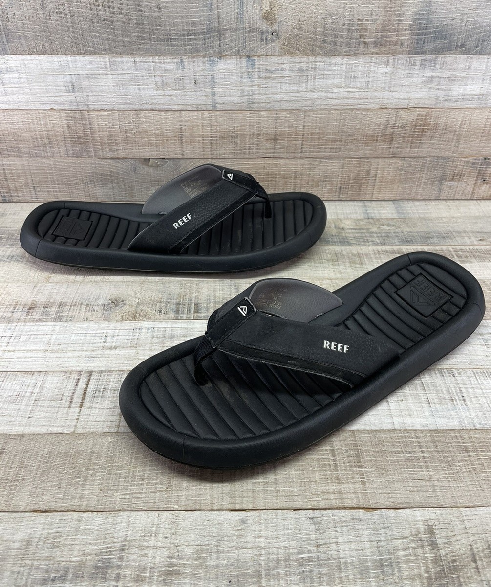 Reef Black Rubber Rippled Flexible Footbed Flip Flops Men's sz 13