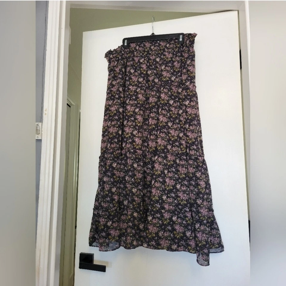 Maxi falda Madewell arrugada Georgette en capas flores borrosas negra púrpura 2XL Foto 2 de 4