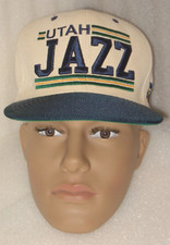 NBA-NWOT-Vintage Utah Jazz Mitchell & Ness Cap Baseball Cap-Off-White/Blue Bill