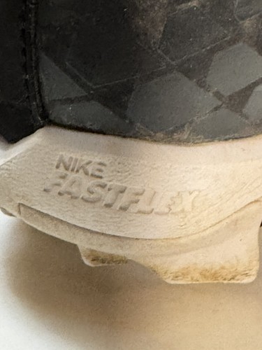 Nike fast flex cleats black-and-white size 6 1/2. ATT 3440–001 - Picture 16 of 20