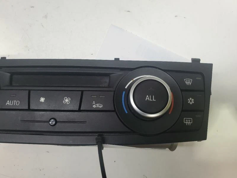 BMW 328I 2012-2015, control de temperatura automático, número de pieza: 64-11-9-221-853 Foto 2 de 4