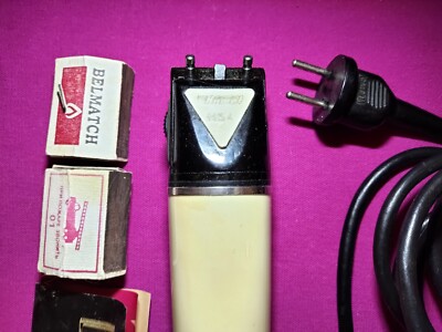 Vintage hair clipper Komet HS 4 from the DDR with two blades