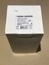 NEW Telemecanique Square D XUC9ARCTL2 / XUC-9ARCTL2 Photoelectric Sensor 088107