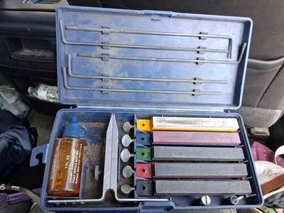 Lansky Professional Knife Sharpening System 5 Hone Stones And Guide Rods + Oil