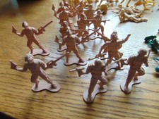 Older sets of plastic soldiers- 106 in total  one ET