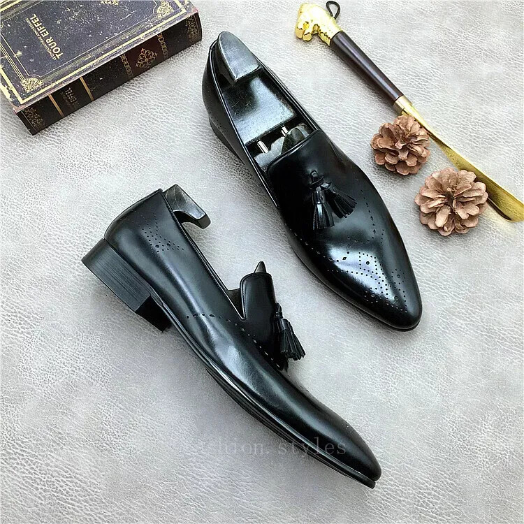 SAOLA Scarpe eleganti formali slip on uomo in vera pelle con nappe intagliate inglesi