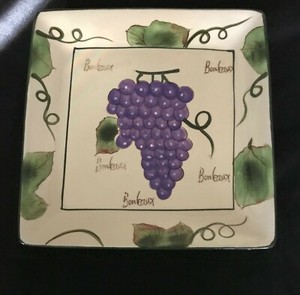 STYLE-EYES By Baum Bros. Ceramic Square plate Bordeaux Grapes Grapevines 