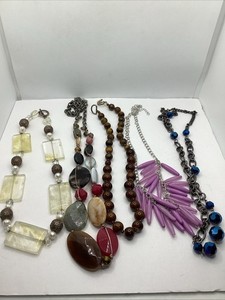 Mixed Lot Of Costume Jewelry Necklaces 3/2