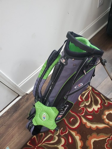 USKG US Kids Golf Club Bag Black Green Ultra Light 4 Way UL57 - Picture 3 of 9