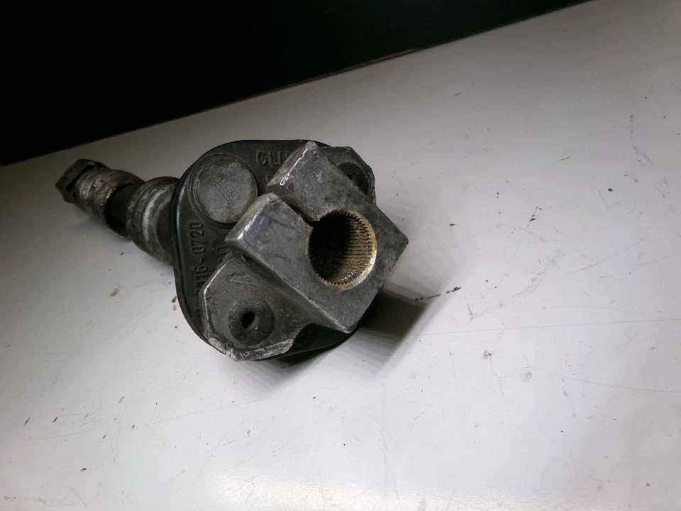 Junta de rack de acoplamento de coluna de direção 03-12 Mercedes Benz R230 SL600 SL500 - Imagem 3 de 4