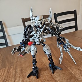 LEGO BIONICLE: Hydraxon (8923) 100% Complete Mahri Nui Warrior Kanohi Mask 2007