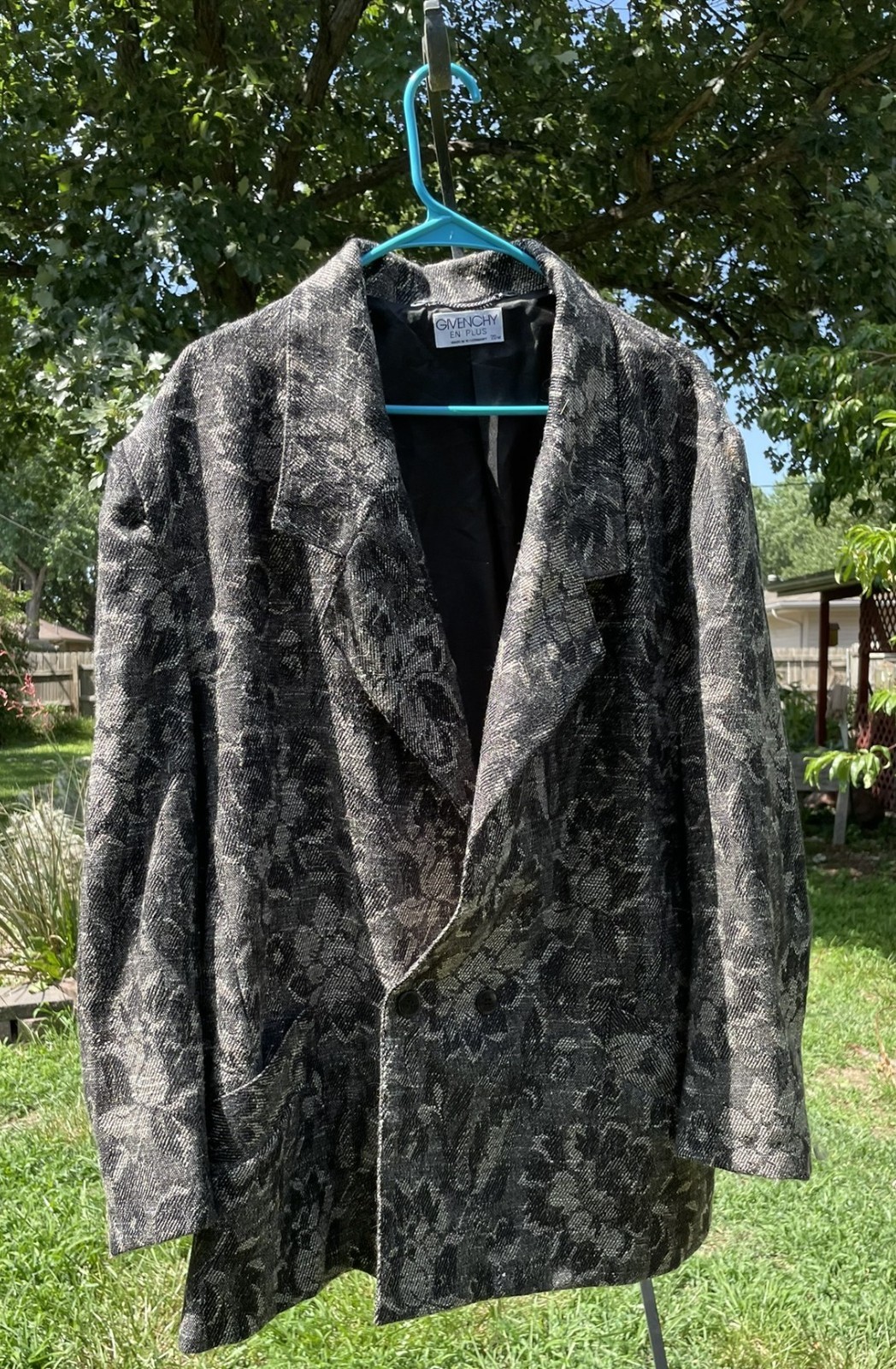 Givenchy Women's Gray Patterned Jacket Sz 20W - image 1