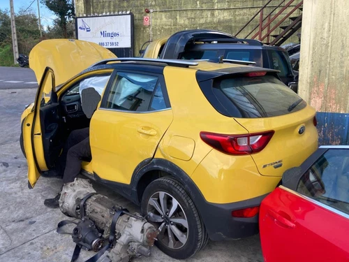 85910H8400 Bandeja Trasera para KIA STONIC (YBCUV) Tech 2021 129721 - Imagen 5 de 10