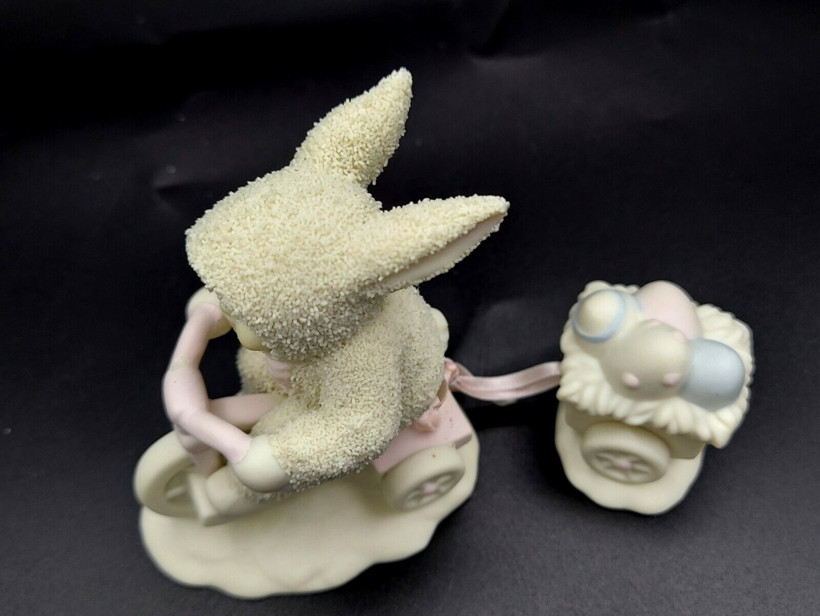 Vintage Department 56 Easter 1997 Snowbunnies Bunny Express Figurine - Picture 6 of 9