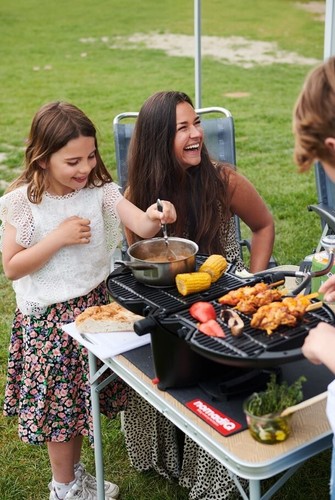 NomadiQ Portable Compact Lightweight Folding Gas BBQ Grill (luxury giftbox) - Picture 12 of 12