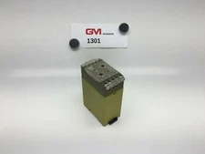 Pilz Safety Relay P1U3U / 3X380V 3.5VA 50-60Hz