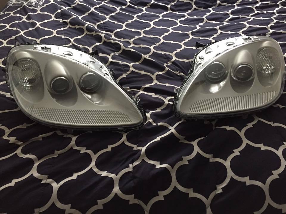 1 set = 2 2005-2013 C6 Corvette Headlight Replacement Lens W/ GLUE SEALANT
