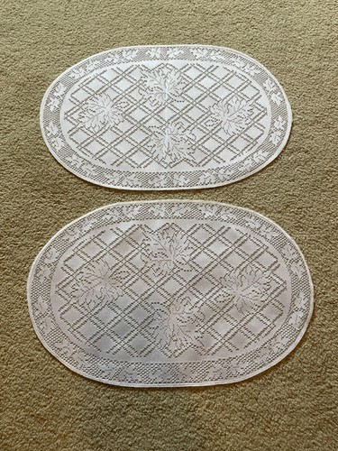 Pair Set 2 x White Sheer Lace Lattice Work Tree Leaf Leaves Oval Placemats