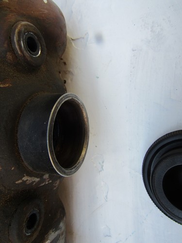 TOYOTA 12R 1,6 cc PETROL OLD MODEL TOP VALVE COVER USED - Picture 4 of 10