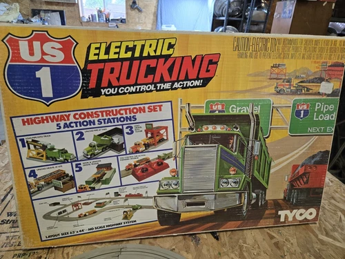 Vintage Tyco Electric Trucking Slot Car Track Complete 1982 US 1 Nice!