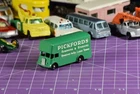 Matchbox/Lesney 46b Pickfords Removals Van Green, Black Wheels,