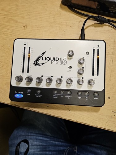 Focusrite Liquid Mix 32- FireWire DSP Processor and Control Surface-power Tested - Picture 9 of 16